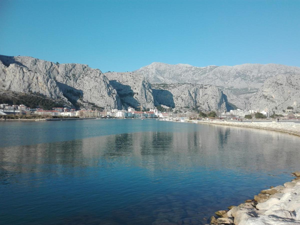 Apartment Zizi Omiš Exterior foto
